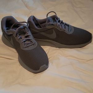 Mens Nike shoes
